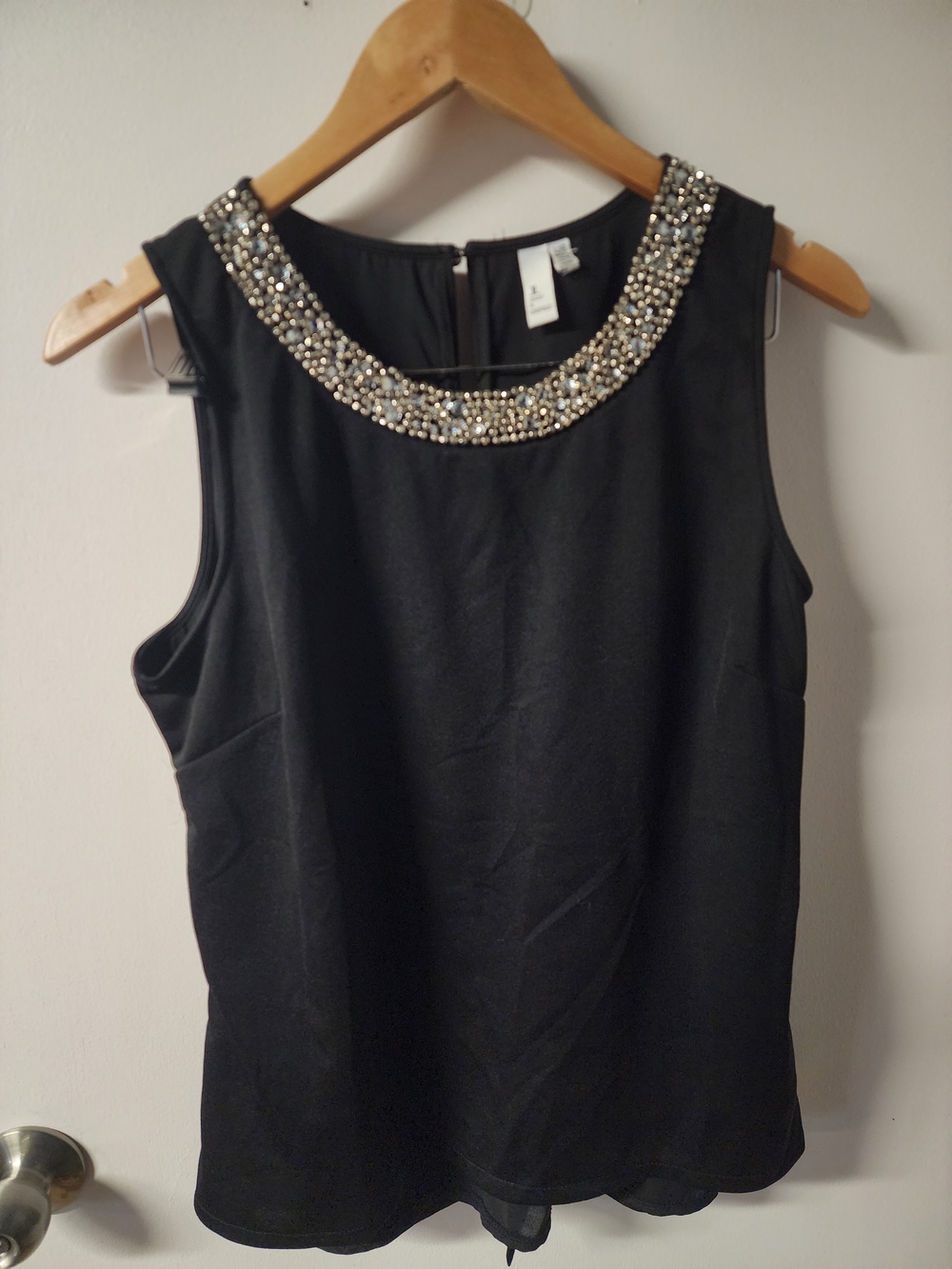 Jules & Leopold Black Jewel-Trim Sleeveless Camisole